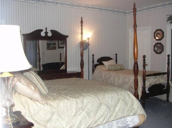 Rabbit Creek Bed & Breakfast Versailles Ngoại thất bức ảnh
